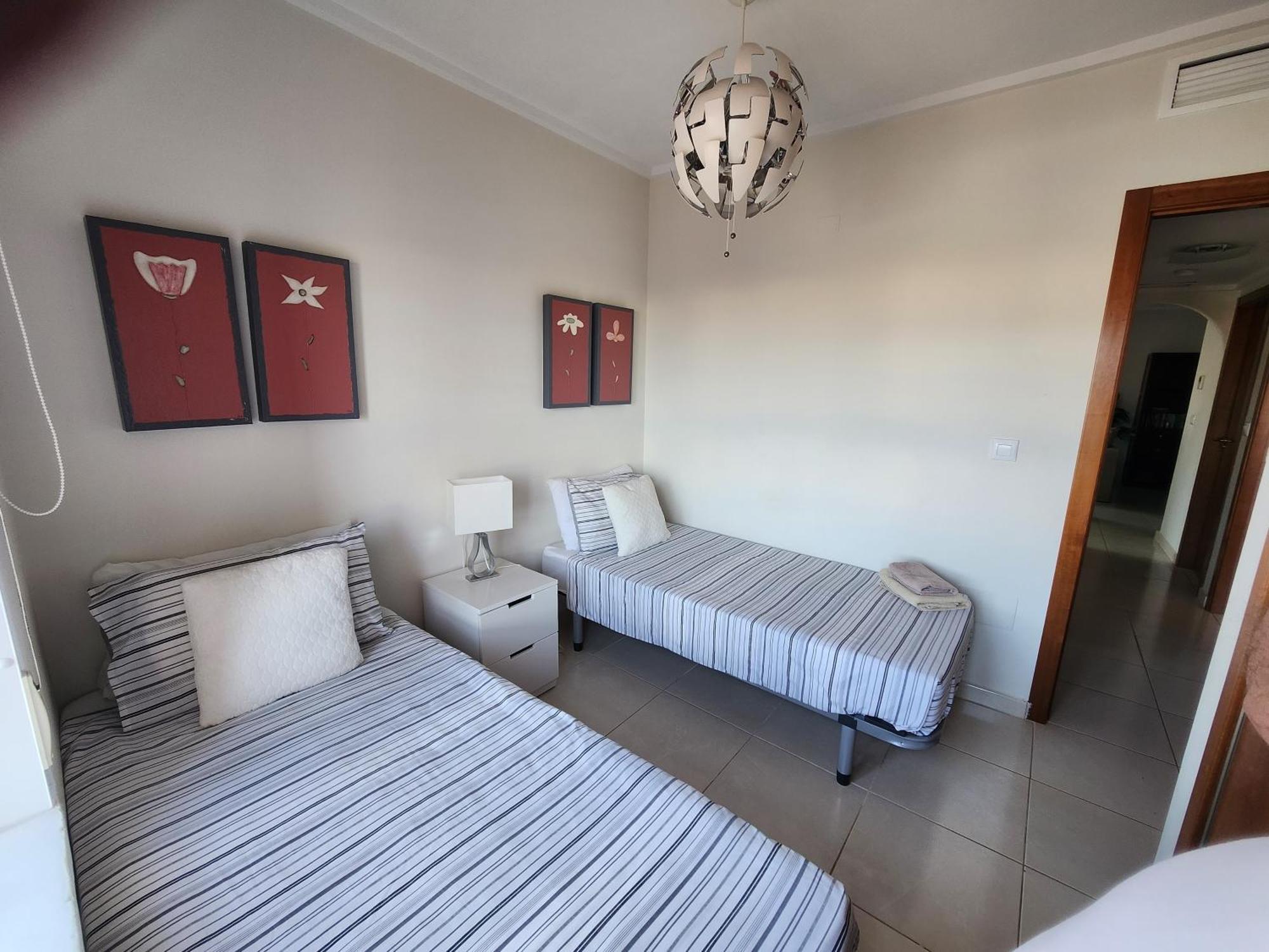 Spacious 3 Bedroom 2 Bathroom Apartment - Puerto Marina Complex 洛斯阿尔卡萨雷斯 外观 照片