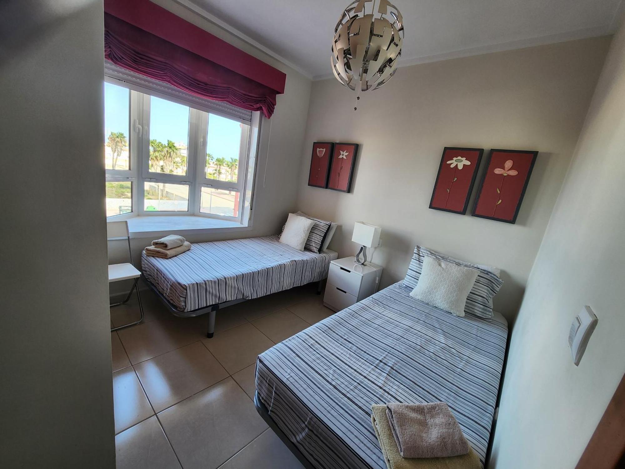 Spacious 3 Bedroom 2 Bathroom Apartment - Puerto Marina Complex 洛斯阿尔卡萨雷斯 外观 照片